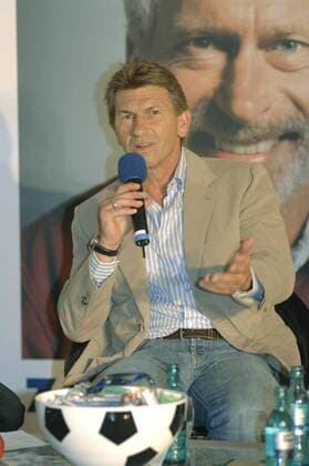 Klaus Augenthaler (Deutschland) zu Gast in Breitners EM Studio Fußball EM Herren Breitners EM Studio, Euro 2008, premiumd Einzelbild München Fußball EM Herren Breitners EM Studio, Euro 2008, premiumd Einzelbild München
