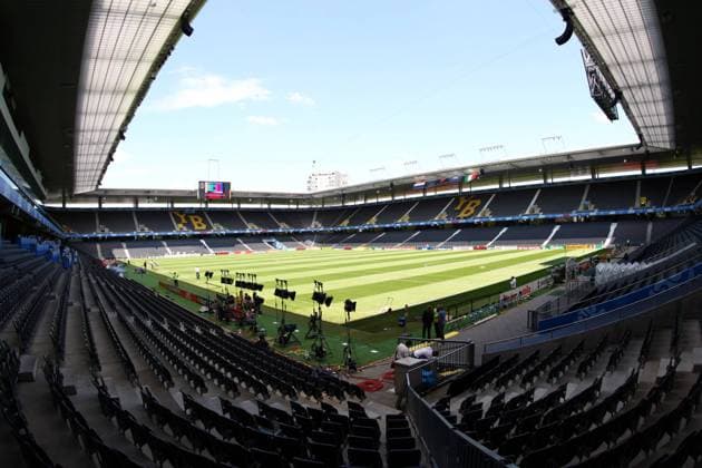 Stade de Suisse in Bern - Austragungsort der EURO 2008 -  Fußball EM Herren EURO 2008, Länderspiel, Austragungsort, Wettkampfstätte, Spielstätten Totale Wankdorfstadion Wankdorf Bern Leere, Fußball EM Herren EURO 2008, Länderspiel, Austragungsort, Wettkampfstätte, Spielstätten Totale Wankdorfstadion Wankdorf Bern Leere,