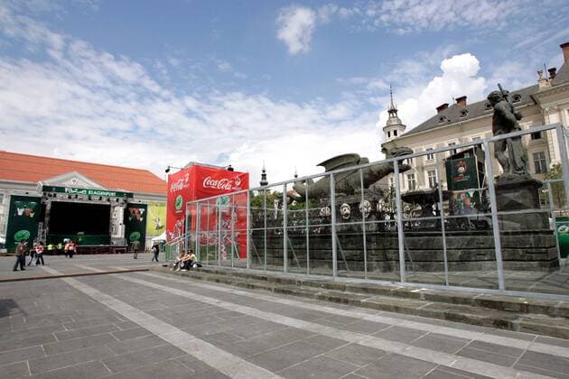 Fanzone auf dem Neuen Platz in Klagenfurt - Fußball EM Herren Euro 2008, Wahrzeichen, Public Viewing, Live Übertragung, Fußballübertragung, Liveübertragung Totale Neuer Platz Klagenfurt Leere, Fußball EM Herren Euro 2008, Wahrzeichen, Public Viewing, Live Übertragung, Fußballübertragung, Liveübertragung Totale Neuer Platz Klagenfurt Leere,