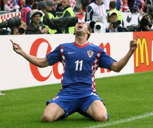 Torschütze Darijo Srna (Kroatien) jubelt Fußball Länderspiel Herren EURO 2008, EM, Nationalteam, Nationaltrikot, Einzelbild Klagenfurt Freude, Begeisterung,