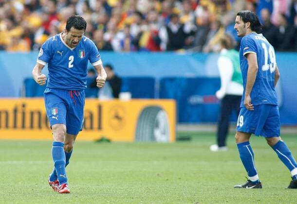 Christian Panucci (li.) und Gianluca Zambrotta (beide Italien) - Torjubel -  Fußball Länderspiel Herren EURO 2008, EM, Nationaltrikot, Nationalteam, Gruppe Zürich Freude, Begeisterung,