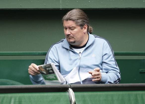 Peter Lundgren (Schweden), Trainer von Marcos Baghdatis (Zypern) auf der Tribüne Tennis Herren Gerry Weber Open 2008, ATP Tour Einzelbild Halle Westfalen