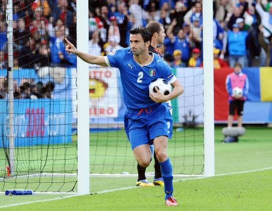 Christian Panucci (Italien) - Torjubel - Fußball Länderspiel Herren EURO 2008, EM, Nationalteam, Nationaltrikot, Einzelbild Zürich Freude,