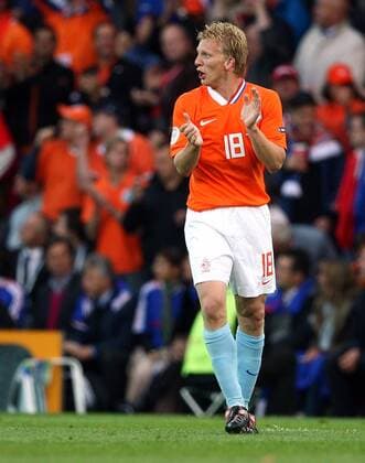 Dirk Kuyt (Niederlande) feuert seine Mannschaft an -  Fußball Länderspiel Herren EURO 2008, EM, Nationalteam, Nationaltrikot, Einzelbild Bern