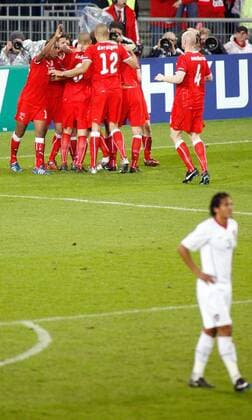 Torjubel Schweiz - Fußball EM Herren EURO 2008, Länderspiel, Nationalmannschaft, Nationaltrikot, Schweiz - Portugal 2:0 Totale Basel Freude, Fußball EM Herren EURO 2008, Länderspiel, Nationalmannschaft, Nationaltrikot, Schweiz - Portugal 2:0 Totale Basel Freude,