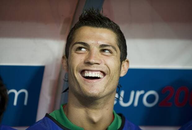Cristiano Ronaldo (Portugal) Fußball EM Herren Euro 2008, Länderspiel, Nationalmannschaft, Nationaltrikot Porträt Basel Fußball EM Herren Euro 2008, Länderspiel, Nationalmannschaft, Nationaltrikot Porträt Basel