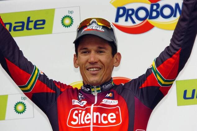 Robbie McEwen (Australien Silence Lotto) gewinnt die 3. Etappe der Tour de Suisse 2008 -  Radsport Herren Tour de Suisse 2008, Straßenradsport, Straße, Rad, ProTour Einzelbild 3. Etappe: Flums - Gossau Radsport Herren Tour de Suisse 2008, Straßenradsport, Straße, Rad, ProTour Einzelbild 3. Etappe: Flums - Gossau