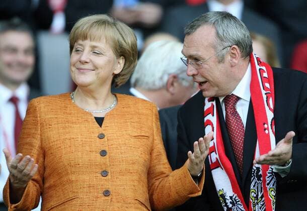 Bundeskanzlerin Angela Merkel (Deutschland, li.) und Bundeskanzler Alfred Gusenbauer (Österreich) - Fußball EM Herren Euro 2008, Länderspiel, Nationalmannschaft, Gruppe Wien Freude, Fußball EM Herren Euro 2008, Länderspiel, Nationalmannschaft, Gruppe Wien Freude,
