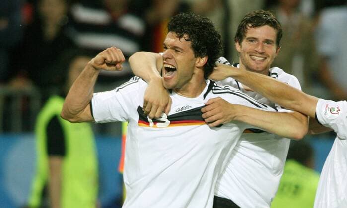 Michael Ballack (li.) und Arne Friedrich (beide Deutschland) - Torjubel Fußball EM Herren Euro 2008, Länderspiel, Nationalmannschaft, Nationaltrikot Gruppe Wien Freude, Fußball EM Herren Euro 2008, Länderspiel, Nationalmannschaft, Nationaltrikot Gruppe Wien Freude,