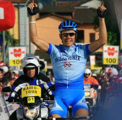 Markus Fothen (Deutschland Gerolsteiner) gewinnt die 5. Etappe der Tour de Suisse 2008 Radsport Herren Tour de Suisse 2008, ProTour, Rad, Straße, Straßenradsport, Einzelbild 5. Etappe Domat Ems - Caslano Freude, Radsport Herren Tour de Suisse 2008, ProTour, Rad, Straße, Straßenradsport, Einzelbild 5. Etappe Domat Ems - Caslano Freude, 