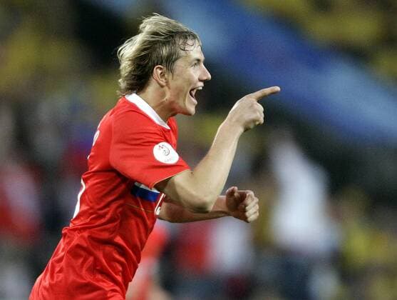 Roman Pavlyuchenko (Russland) - Torjubel - Fußball EM Herren Euro 2008, Länderspiel, Nationalteam, Nationalteam o0 Nationaltrikot Einzelbild Innsbruck Freude, Begeisterung,