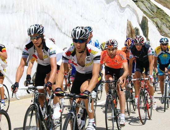 Thomas Lövkvist (Schweden, li.) und Kim Kirchen (Luxemburg beide High Road) Radsport Herren Tour de Suisse 2008, ProTour, Straßenradsport, Straße, Rad Gruppe 6. Etappe: Ambri - Verbier 