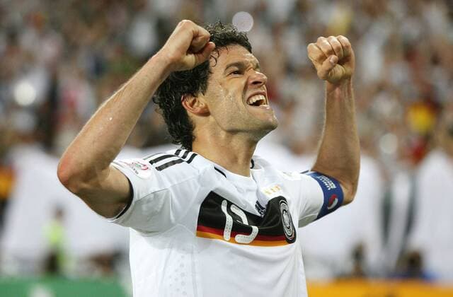 Michael Ballack (Deutschland) - Torjubel Fußball EM Herren Euro 2008, Länderspiel, Nationalteam, Nationaltrikot, Viertelfinale Einzelbild Basel Freude, Begeisterung,
