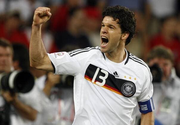 Michael Ballack (Deutschland) - Torjubel Fußball EM Herren Euro 2008, Länderspiel, Viertelfinale, Nationalmannschaft, Nationaltrikot, Einzelbild Basel Freude, Begeisterung,