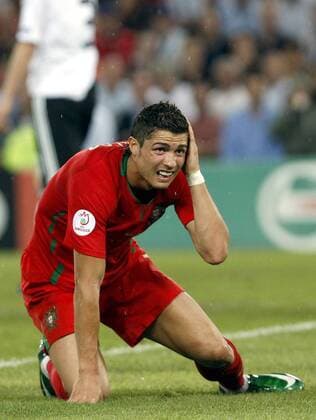 Cristiano Ronaldo (Portugal) -  - NOxONLINExUSE Fußball EM Herren Euro 2008, Länderspiel, Viertelfinale, Nationalteam, Nationaltrikot Einzelbild Basel