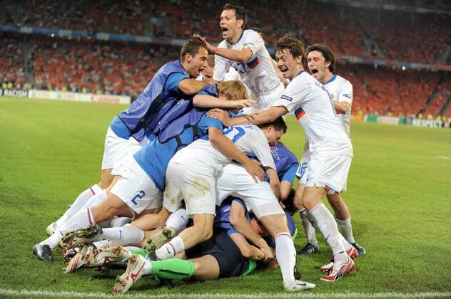 Torjubel Russland Fußball EM Herren Euro 2008, Länderspiel, Nationalteam, Nationaltrikot, Viertelfinale Gruppe Basel Freude, Begeisterung,