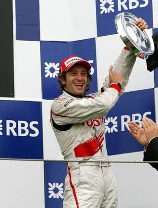 Jarno Trulli (Italien Toyota) jubelt über seinen dritten Platz beim GP von Frankreich 2008 Motorsport Grand Prix Herren Großer Preis von Frankreich 2008, Formel 1 Weltmeisterschaft, F1, F, GP, WM Einzelbild Magny Cours Freude,