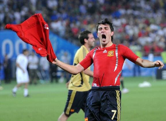 David Villa (Spanien) - Schlussjubel - Fußball EM Herren Euro 2008, Länderspiel, Nationalteam, Nationaltrikot, Viertelfinale, Vdig Einzelbild Wien Begeisterung, Freude,