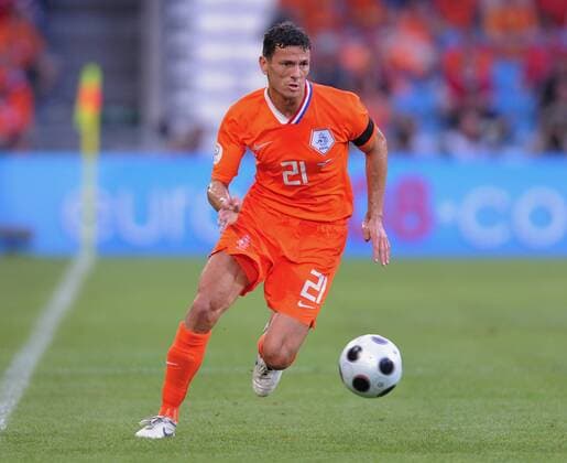 Khalid Boulahrouz (Niederlande) Fußball EM Herren Euro 2008, Länderspiel, Viertelfinale, Nationalmannschaft, Nationaltrikot Einzelbild Basel Dynamik,