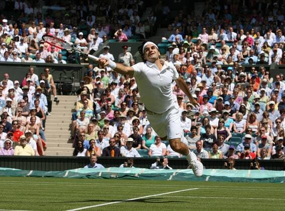 Roger Federer (Schweiz) Tennis Herren All England Championships 2008, Grand Slam, ATP Tour Einzelbild Wimbledon London Dynamik,
