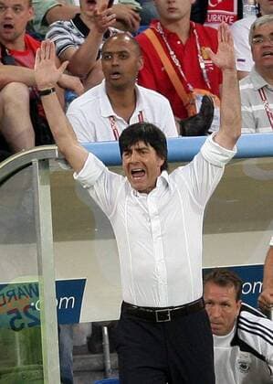 Bundestrainer Joachim Löw (Deutschland) - Torjubel Fußball EM Herren Euro 2008, Länderspiel, Halbfinale, Nationalmannschaft Einzelbild Basel Freude, Begeisterung,
