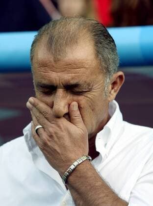 Nationaltrainer Fatih Terim (Türkei) enttäuscht Fußball EM Herren Euro 2008, Länderspiel, Nationalmannschaft, Halbfinale Einzelbild Basel Enttäuschung, 