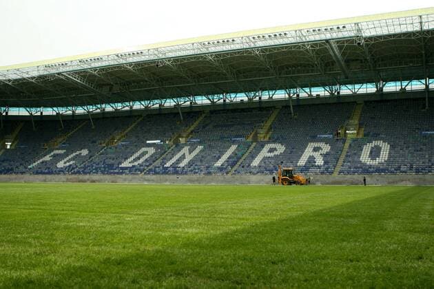 Baustelle Dniprostadion, Heimspielstätte von Dnjepr Dnjepropetrowsk und Austragungsort der Euro 2012 -  (EN00165673005) Fußball EM Herren Vorschau 2008 Euro 2012 Stadion Fußballstadion innen, Innenansicht, Austragungsort, Wettkampfstätte Totale Dnipro Stadium, Dniprostadion Dnjepropetrovsk Leere,