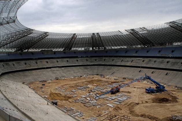 Baustelle Zentralstadion Shakhtar, Heimspielstätte von Shakhtar Donezk und Austragungsort der Euro 2012 - (EN00165673014) Fußball EM Herren Vorschau 2008, Euro 2012, Stadion, Fußballstadion, innen, Innenansicht, Wettkampfstätte Totale Zentralstadion o0 Shachtjor, Shakhtyor Donezk, Donbas Arena, Donbass Leere,