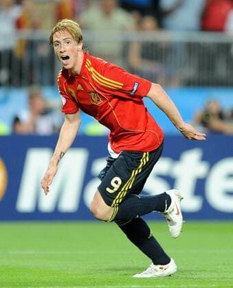 Fernando Torres (Spanien) - Torjubel - Fußball EM Herren EURO 2008, Länderspiel, Finale, Nationalteam, Nationaltrikot Einzelbild Wien Freude,