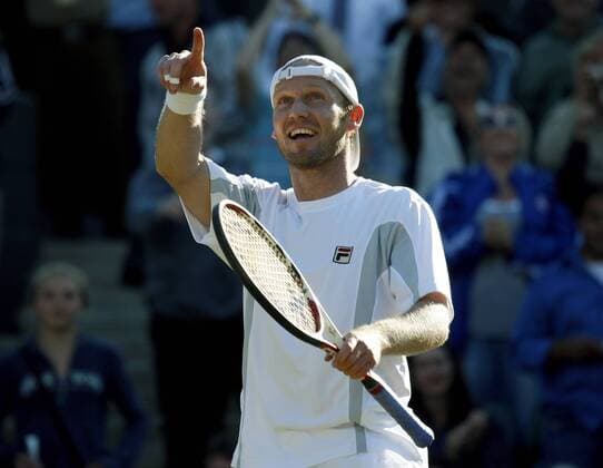 Rainer Schüttler (Deutschland) jubelt über den Halbfinaleinzug bei den All England Championships 2008 Tennis Herren All England Championships 2008, Grand Slam, ATP Tour, Viertelfinale Einzelbild Wimbledon London Begeisterung, Freude,