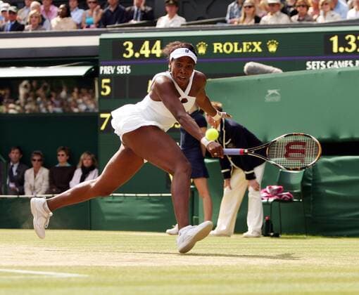 Venus Williams (USA) Tennis Damen All England Championships 2008, Grand Slam, WTA Tour, Finale Einzelbild Wimbledon London Dynamik,