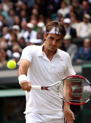 Roger Federer (Schweiz) -  Tennis Herren All England Championships 2008, Grand Slam, ATP Tour, Finale Einzelbild Wimbledon London Dynamik,
