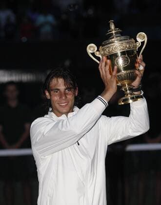 Rafael Nadal (Spanien) - Sieger der All England Championships 2008 Tennis Herren All England Championships 2008, Grand Slam, ATP Tour, Finale Einzelbild Wimbledon London Freude,