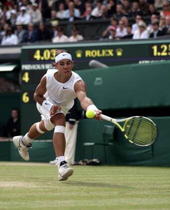 Rafael Nadal (Spanien) -  Tennis Herren All England Championships 2008, Grand Slam, ATP Tour, Finale Einzelbild Wimbledon London Dynamik,