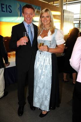Felix Loch und Susi Erdmann (beide Deutschland) anlässlich des bayerischen Sportpreises 2008 Rennrodeln Herren Bayerischer Sportpreis 2008, Preisverleihung, Ehrung, Sportlerehrung Gruppe München