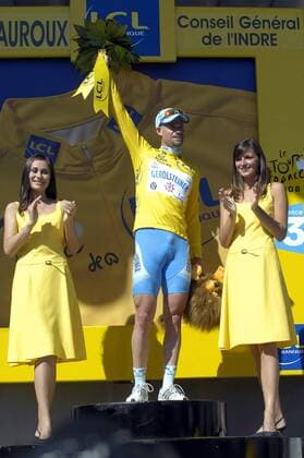 Stefan Schumacher (Deutschland Gerolsteiner) im gelben Trikot nach der 5. Etappe der Tour de France 2008 -  Radsport Herren Tour de France 2008, Straßenradsport, Straße, Rad Gruppe 5. Etappe: Cholet - Chateauroux Freude,