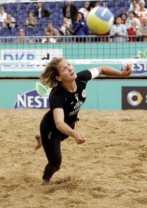 Laura Ludwig (Deutschland) Beachvolleyball EM Damen Europameisterschaft 2008, Beach, Nestea European Championship Tour, Einzelbild Hamburg Dynamik,