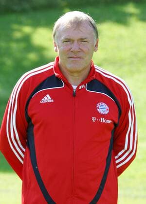 Trainer Hermann Gerland (FC Bayern München II) Fußball Herren 3. Liga 2008 2009, U23, U 23, A, Amat., Amateure, Präsentation, Pressetermin, Porträttermin Porträt München