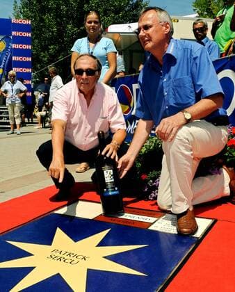 Patrick Sercu (Belgien, re.), Koordinator der europäischen Sixdays, bekommt am Platz der Radchampions auf dem Walk of Fame in Podersdorf einen eigenen Stern -  Radsport Herren Österreich Rundfahrt 2008, Österreichrundfahrt, Straßenradsport, Straße, Rad Gruppe Podersdorf
