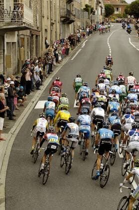 Peloton der 8. Etappe der Tour de France 2008 -  Radsport Herren Tour de France 2008, Straßenradsport, Straße, Rad Totale 8. Etappe: Figeac - Toulouse