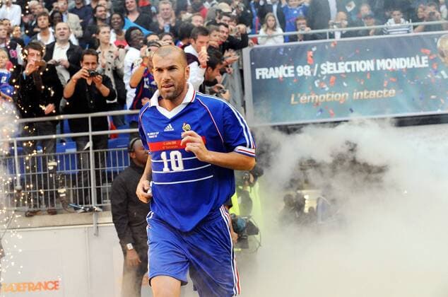Zinedine Zidane (Frankreich) anlässlich des 10 Jährigen Jubiläums des Weltmeistertitels von 1998 -  (pan26858) Fußball WM Herren 10 Jähriges Jubiläum 2008, WM 1998, 10 Jahre, Zehn, zehnjähriges, Nationalteam, Weltmeister Einzelbild Paris