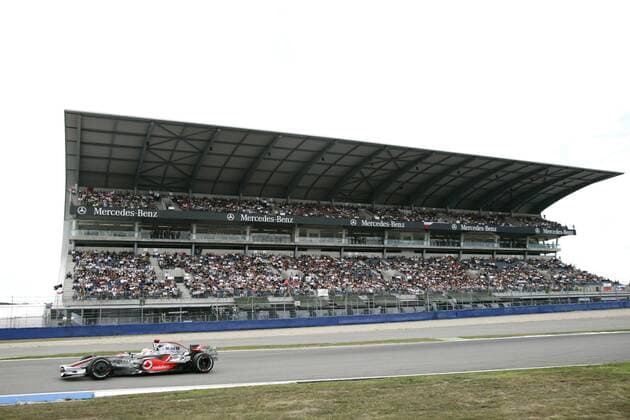 Lewis Hamilton (England McLaren Mercedes) in seinem Boliden Motorsport Grand Prix Herren Großer Preis von Deutschland 2008, Formel 1 Weltmeisterschaft, F1, F, GP, WM Totale Hockenheimring Hockenheim