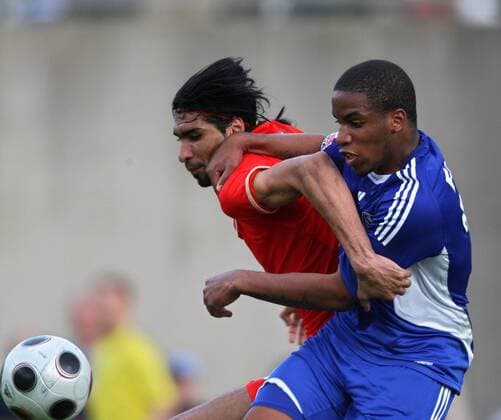 Jefferson Farfan (Schalke, re.) -  Fußball Herren Test 2008 2009, Testspiel, FC Schalke 04 - Nationalmannschaft Bahrain Gruppe Thal Dynamik,