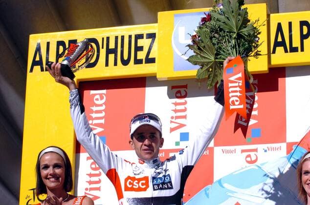 Carlos Sastre (Spanien CSC), Etappensieger der 17. Etappe der Tour de France 2008 von Embrun nach L Alpe d Huez -  Radsport Herren Tour de France 2008, Straßenradsport, Straße, Rad, Einzelbild 17. Etappe: Embrun - L Alpe d Huez, LAlpe dHuez Freude,