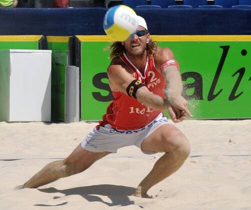 Patrick Heuscher (Schweiz) -  Beachvolleyball Herren Swatch FIVB World Tour 2008, Grand Slam, Beach Einzelbild Gstaad Dynamik,