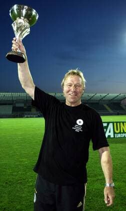 Bundestrainer Horst Hrubesch (Deutschland U19) - U19 Europameister 2008 Fußball EM Herren U19 EM 2008, Junioren, U 19, Finale, Nationalteam, Länderspiel Einzelbild Jablonec Freude,