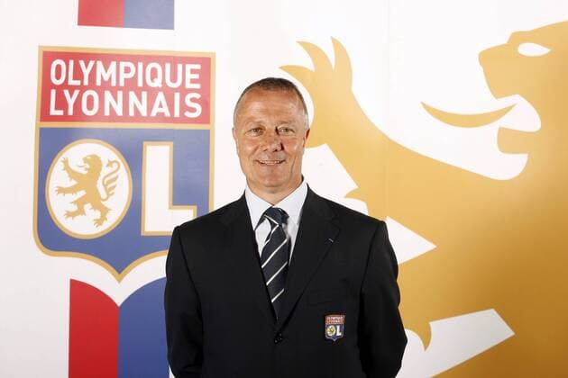 Sportlicher Berater Bernard Lacombe (Lyon) -  (pan27068) Fußball Herren Ligue 1 2008 2009, 1. Französische Liga, Olympique Lyonnais, OL, Fotoshooting, Vdig Einzelbild Lyon