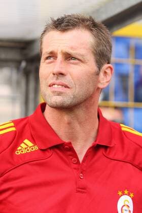 Trainer Michael Skibbe (Galatasaray) nachdenklich Fußball Herren Saison 2008 2009, Test, Testspiel, Galatasaray Istanbul Porträt Mannheim Nachdenklichkeit,