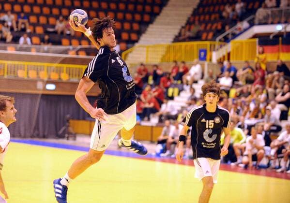 Sebastian Faißt (Deutschland U20) Handball EM Herren Junioren EM 2008, Länderspiel, Nationalteam, Nationaltrikot, Finale, U20, U 20 Einzelbild Bukarest Dynamik,