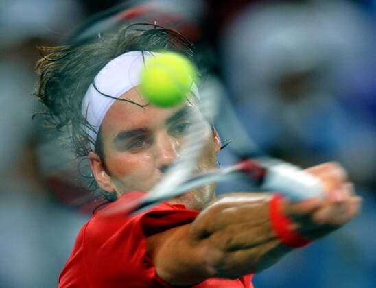 Roger Federer (Schweiz) -  Tennis OS Sommer Herren Olympische Spiele Peking 2008, Sommerspiele, Nationaltrikot Einzelbild Peking Dynamik,
